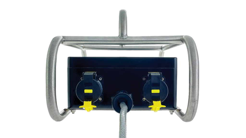 Compact Splitter 4x110V ATX